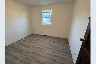 702 6th Avenue, Rock Falls, IL 61071 - Photo 7