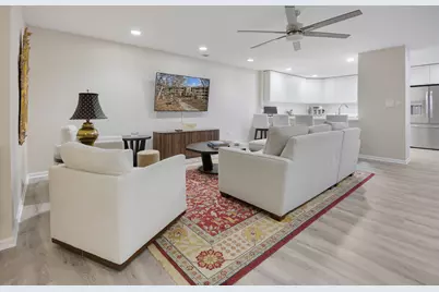 1401 Burr Oak Road #117B, Hinsdale, IL 60521 - Photo 3