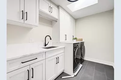 [Address not provided], Willow Springs, IL 60480 - Photo 29