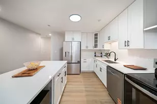 10 Trafalgar Square, Lincolnshire, IL 60069 - Photo 9