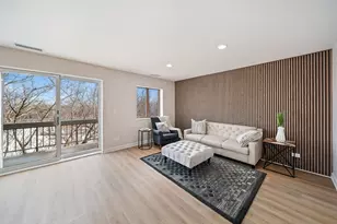 10 Trafalgar Square, Lincolnshire, IL 60069 - Photo 3