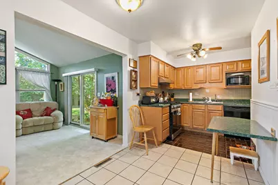 910 Division Street, Barrington, IL 60010 - Photo 17