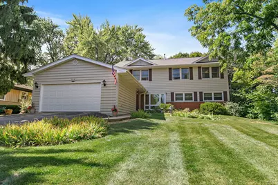 910 Division Street, Barrington, IL 60010 - Photo 1