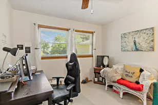 910 Division St, Barrington, IL 60010 - Photo 27