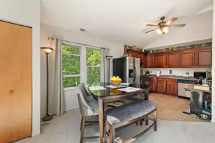 910 Division St, Barrington, IL 60010 - Photo 31