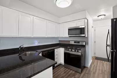 1336 Queensgreen Circle #1336, Naperville, IL 60563 - Photo 15