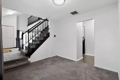 1336 Queensgreen Circle #1336, Naperville, IL 60563 - Photo 7