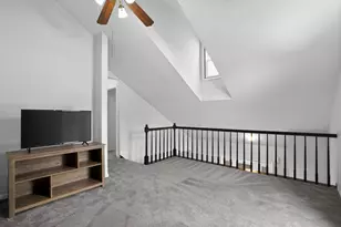 1336 Queensgreen Cir, Naperville, IL 60563 - Photo 21