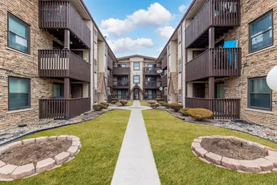 4553 W 56th Street #208E, Chicago, IL 60629 - Photo 1