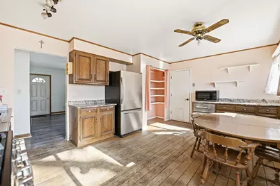 425 Walnut Drive, Streamwood, IL 60107 - Photo 3