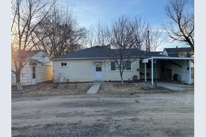 513 E Main Street, Morrison, IL 61270 - Photo 25