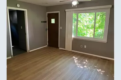 513 E Main Street, Morrison, IL 61270 - Photo 9