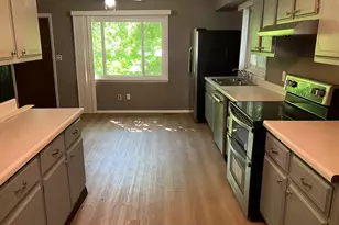 513 E Main St, Morrison, IL 61270 - Photo 5