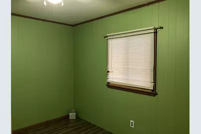 513 E Main Street, Morrison, IL 61270 - Photo 17