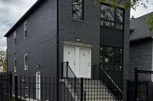 726 N Lotus Ave, Chicago, IL 60644 - Photo 3