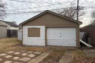 8417 S Scottsdale Ave, Chicago, IL 60652 - Photo 13