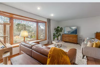 5 Echo Hill Road, Oakwood Hills, IL 60013 - Photo 3