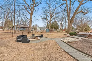 1689 Hilda Dr, Lake Holiday, IL 60552 - Photo 23