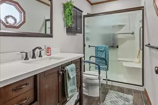 1689 Hilda Dr, Lake Holiday, IL 60552 - Photo 13