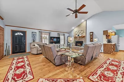 1689 Hilda Drive, Lake Holiday, IL 60552 - Photo 5