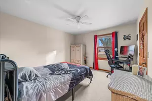 1689 Hilda Dr, Lake Holiday, IL 60552 - Photo 17