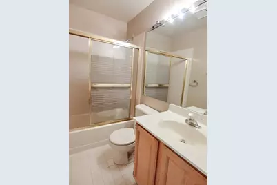 905 Sturnbridge Court, Schaumburg, IL 60173 - Photo 13