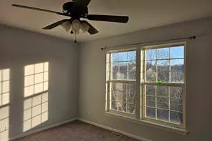 113 English Oak Ln, Streamwood, IL 60107 - Photo 7