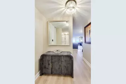 1440 N Lake Shore Drive #5E, Chicago, IL 60610 - Photo 9