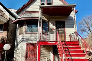 8122 S Escanaba Ave, Chicago, IL 60617 - Photo 1