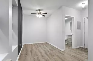 4875 N Magnolia Ave, Chicago, IL 60640 - Photo 3