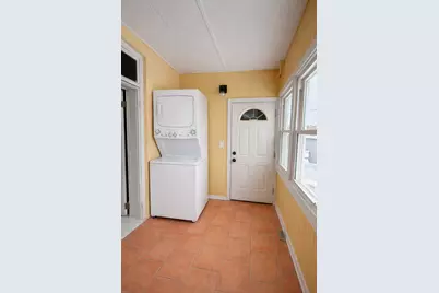 4925 W Henderson Street #1, Chicago, IL 60641 - Photo 9