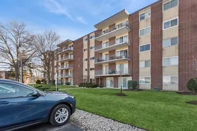 2900 Maple Avenue #4D, Downers Grove, IL 60515 - Photo 1