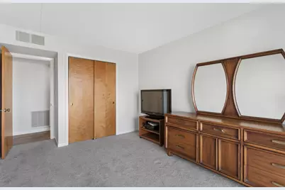 2900 Maple Avenue #4D, Downers Grove, IL 60515 - Photo 11