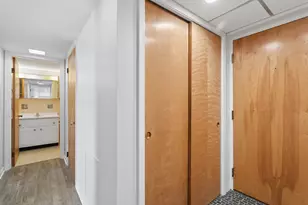 2900 Maple Ave, Downers Grove, IL 60515 - Photo 9