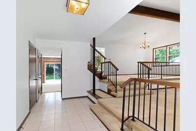 610 Pawnee Lane, Naperville, IL 60563 - Photo 3