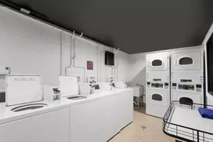 6758 N Sheridan Ave, Chicago, IL 60626 - Photo 11