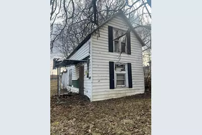 979 W Cerro Gordo Street, Decatur, IL 62522 - Photo 1