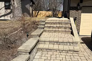 404 Galahad Rd, Bolingbrook, IL 60440 - Photo 5