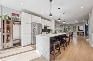 219 W Goethe St, Chicago, IL 60610 - Photo 13