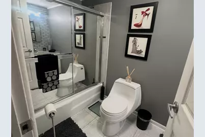 1311 S Finley Road #312, Lombard, IL 60148 - Photo 7