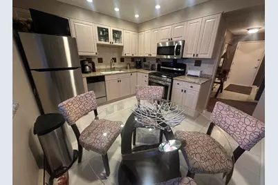 1311 S Finley Road #312, Lombard, IL 60148 - Photo 5