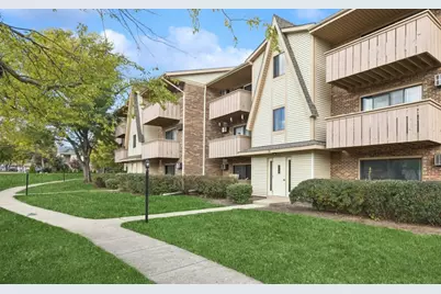 11 Echo Court #12, Vernon Hills, IL 60061 - Photo 1