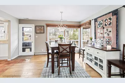 739 Meadow Lane, Barrington, IL 60010 - Photo 5