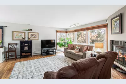 739 Meadow Lane, Barrington, IL 60010 - Photo 3