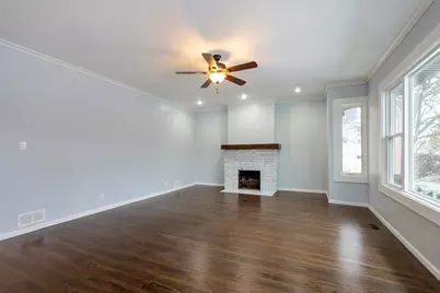 112 S Greenwood Avenue, Park Ridge, IL 60068 - Photo 5