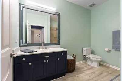 2040 W Belmont Avenue #405, Chicago, IL 60618 - Photo 13
