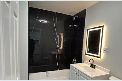 147 E 118th Place, Chicago, IL 60628 - Photo 11