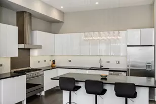 23 N Aberdeen St, Chicago, IL 60607 - Photo 11