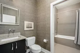 23 N Aberdeen St, Chicago, IL 60607 - Photo 27