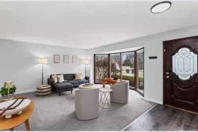 5738 Lyons Street, Morton Grove, IL 60053 - Photo 17